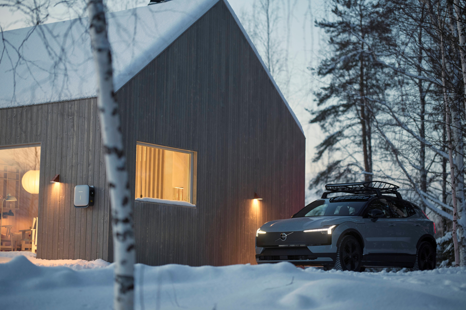 SMALL_339529_Volvo_EX30_Cross_Country_with_Swedish_winter_cabin